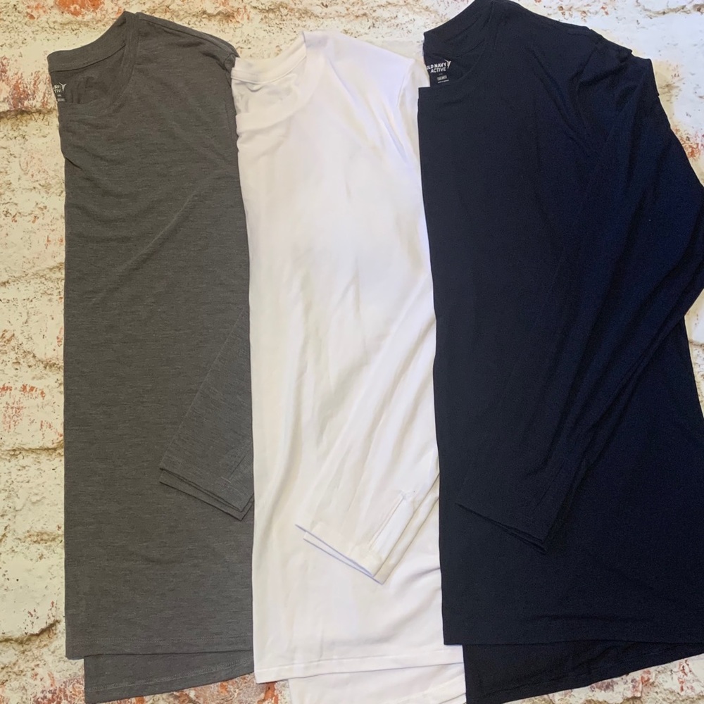 Old navy women’s size XXL active go dry TEE bundle